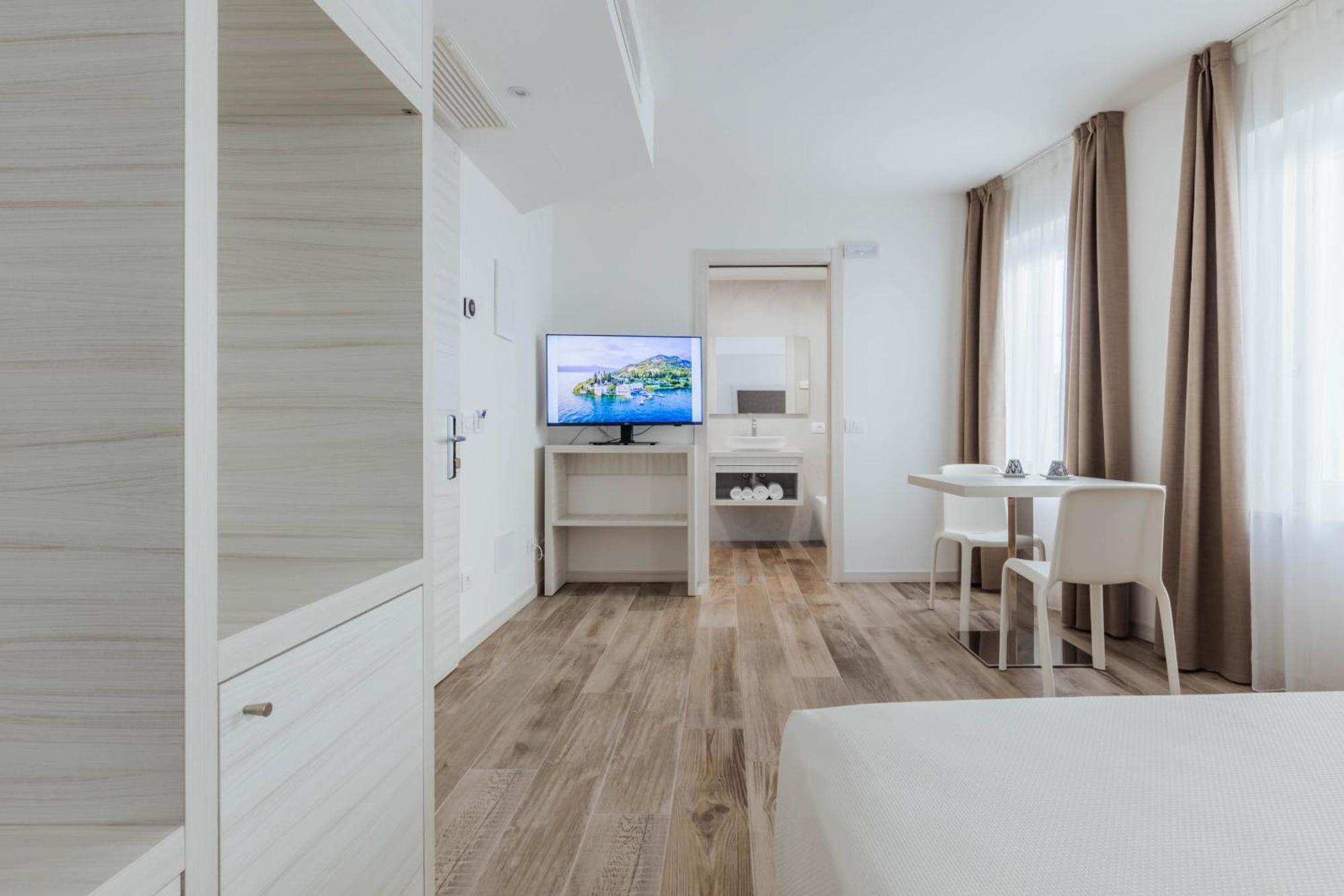 Hotel Giardinetto ガルダ エクステリア 写真